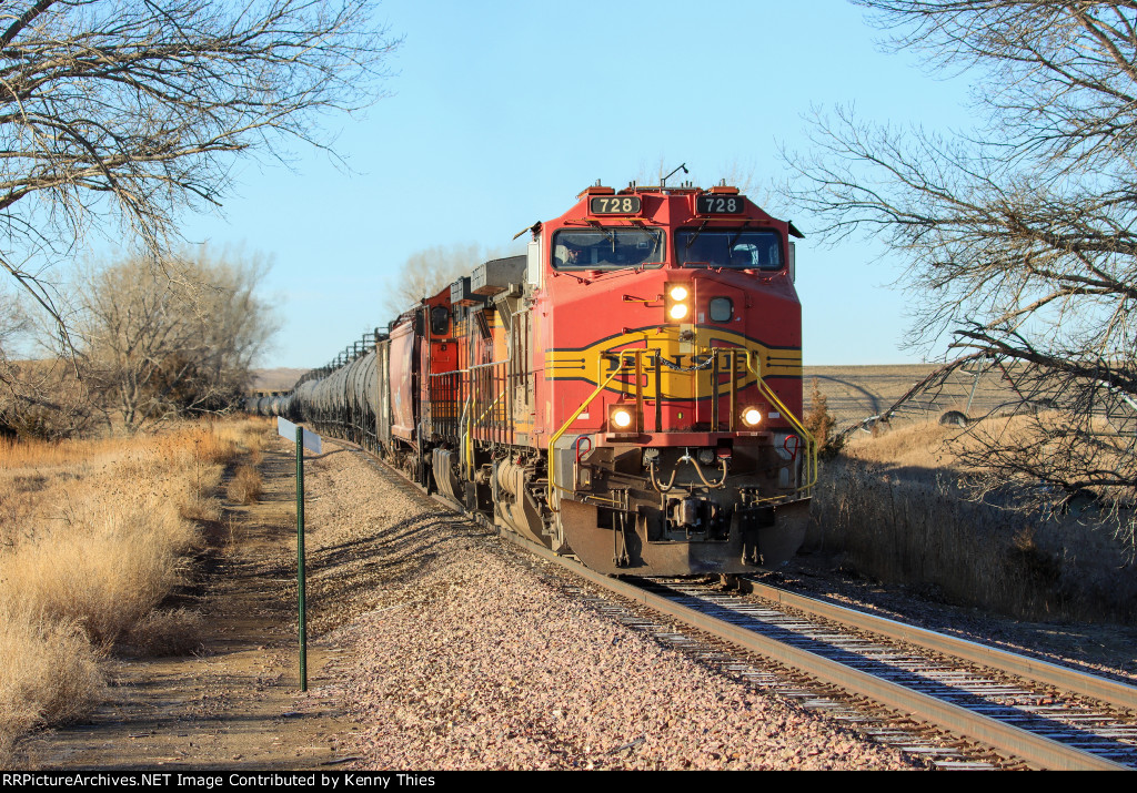 BNSF 728